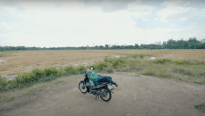 This Vietnamese Startup Is Selling Mattresses Using Motorcycles