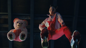 Dancing Bears Bust a Move in Film for Laundry Brand Yumoş