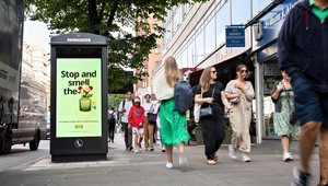 IKEA's Dynamic Digital OOH Campaign Creates Puns with Products for Summer Shoppers