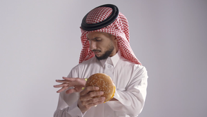 Heinz Creates the First Ever Stain-Proof Thobe with Wunderman Thompson Dubai